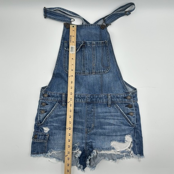 American Eagle Bib Overall Shorts Distressed Medium Wash Womens Small S Cotton - Picture 9 of 12